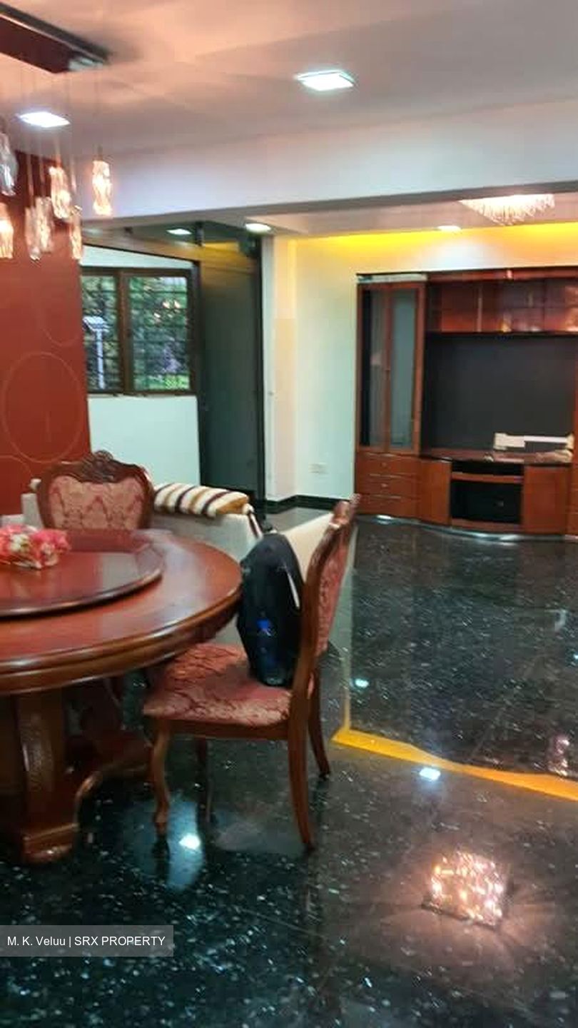 Blk 690B Choa Chu Kang Crescent (Choa Chu Kang), HDB Executive #578157621